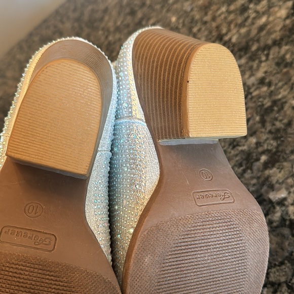 Forever embellished Sparkling Silver Western block heel Ankle Boots NWOT 10 - Picture 9 of 10